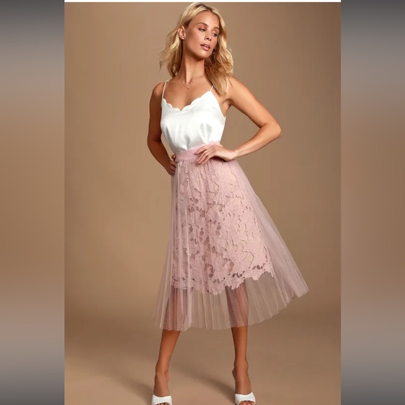 Lulu’s Mauve Pink Lace Midi Skirt - Picture 2 of 5